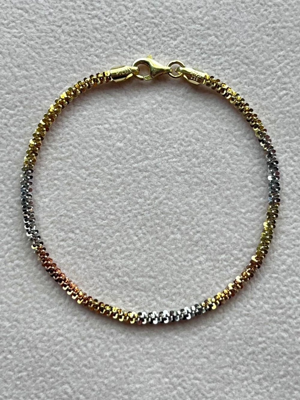 B050 | 3mm Tri-Tone Twisted Rock Bracelet